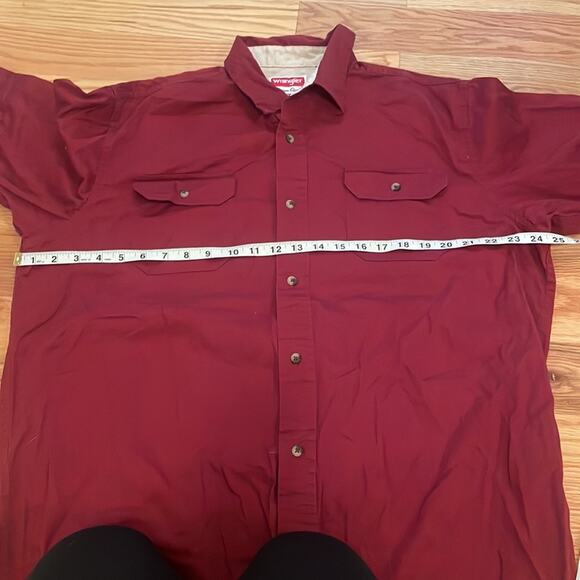Wrangler button down short sleeved shirt size large tall - Picture 4 of 5